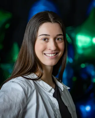 Tessa Kosec portrait