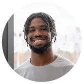 Headshot picture of Louie the mascot