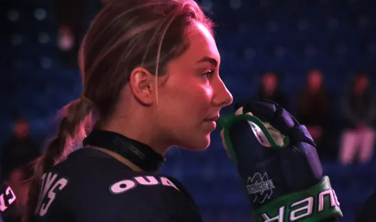Women's Hockey player