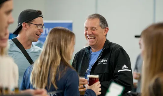 Alumni Beer Tasting socializing