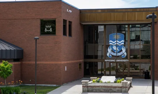Banner image Nipissing University front entrance 
