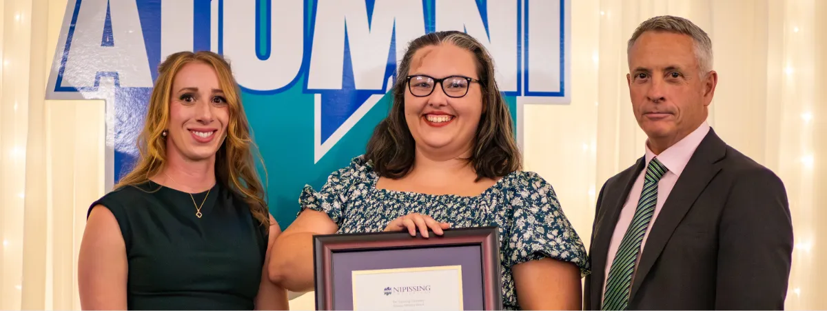 Hayley Heaslip received Philanthropy Award at the 2025 Nipissing University Alumni Award 