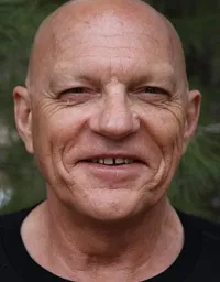 Mr. Bill Steer Biography and Contact information